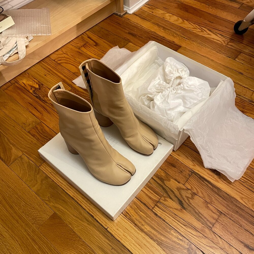 maison margiela tabi ankle boots 8cm nude beige